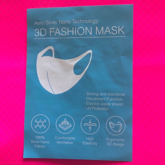 💖NEW Swarovski Crystal Face Mask w/ Heart - Picture 7 of 10